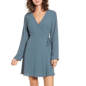 LUSH Elly Wrap Dress size Medium